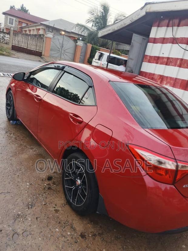 Toyota Corolla LE 4dr Sedan (1.8L 4cyl CVT) 2017 Red