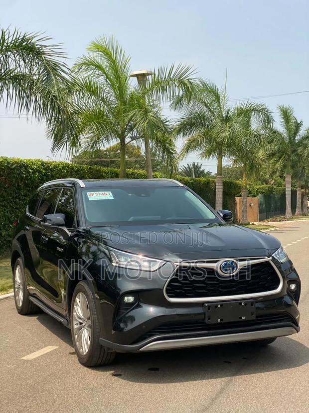 Toyota Highlander 2022 Black