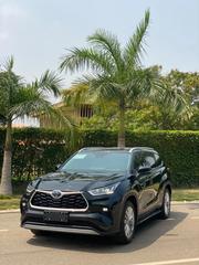 Toyota Highlander 2022 Black for sale
