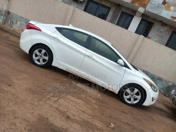Hyundai Elantra 2013 White