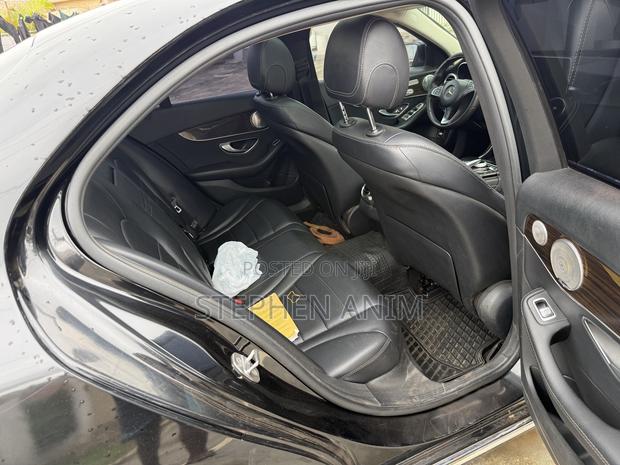Mercedes-Benz C300 Base Sedan RWD (2.0L 4cyl 7A) 2017 Black