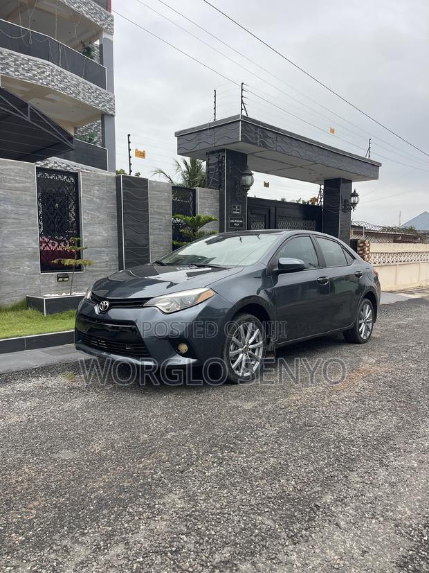 Toyota Corolla LE 4dr Sedan (1.8L 4cyl CVT) 2016 Gray