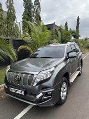 Toyota Land Cruiser Prado 2017 Gray for sale