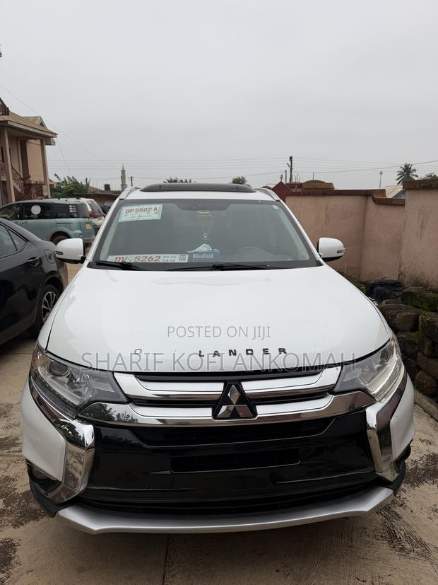 Mitsubishi Outlander 2018 White