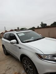 Mitsubishi Outlander 2018 White for sale
