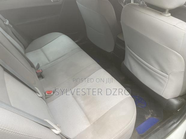 Toyota Corolla 2016 White