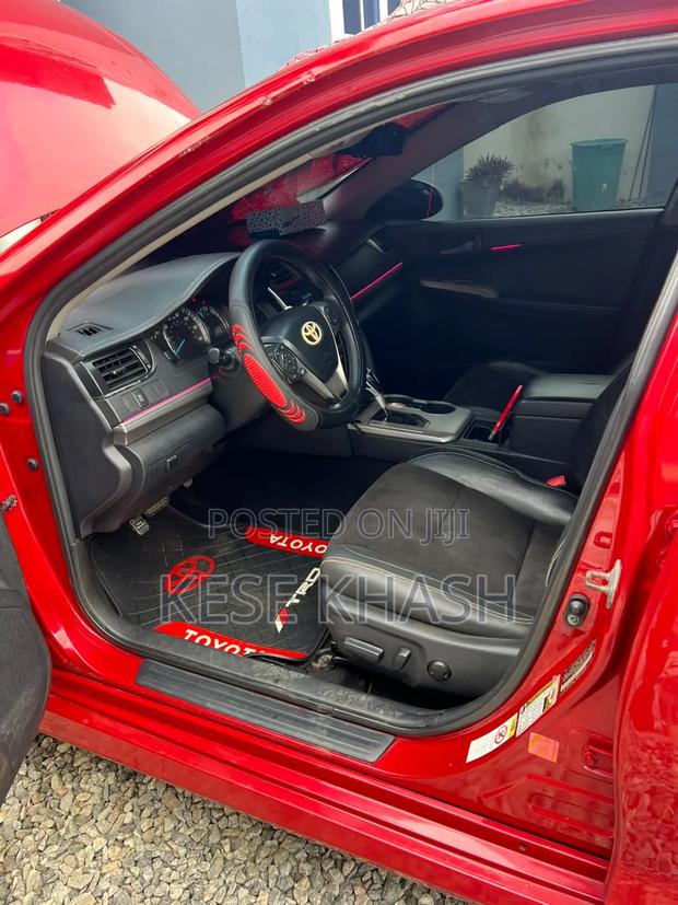 Toyota Camry 2014 Red