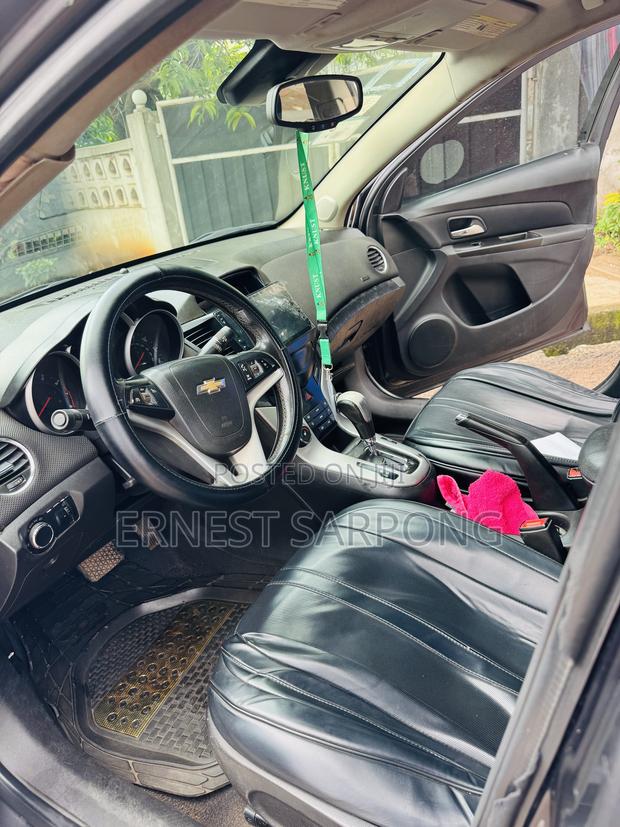 Chevrolet Cruze 2LT Auto 2013 Gray