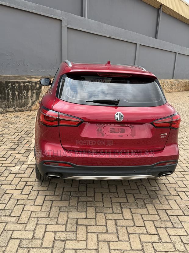 MG HS Essence 1.5T 2021 Red