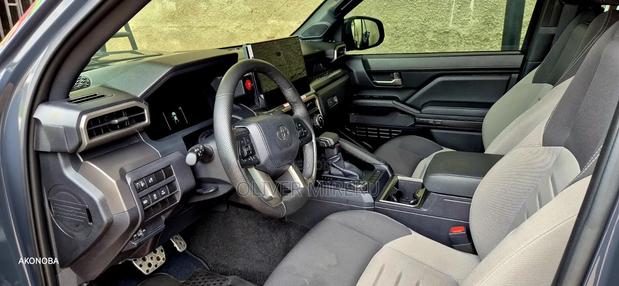 Toyota Tacoma 2024 Gray