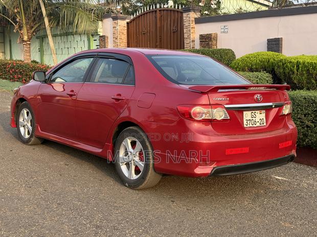 Toyota Corolla S 4dr Sedan (1.8L 4cyl 4A) 2011 Red