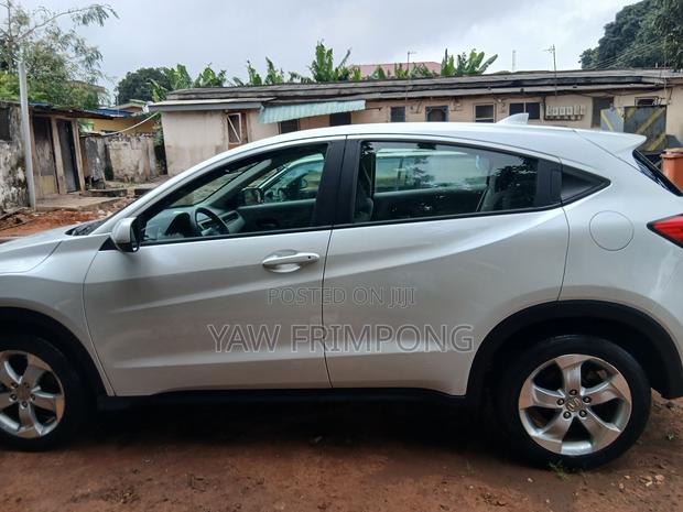 Honda HR-V 4dr SUV (1.5L 4cyl CVT) 2016 Off white