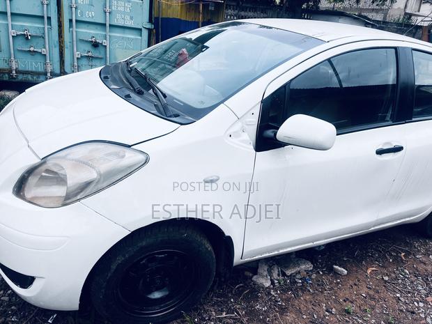 Toyota Yaris Base Hatchback 3dr 2010 White