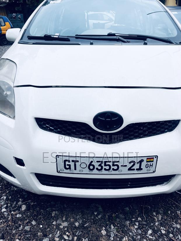 Toyota Yaris Base Hatchback 3dr 2010 White