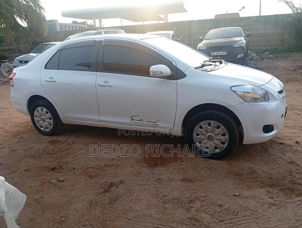 Toyota Belta 2010 White