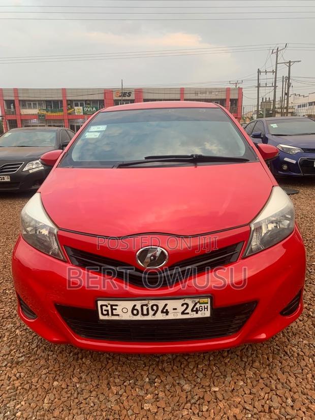 Toyota Vitz 2013 Red