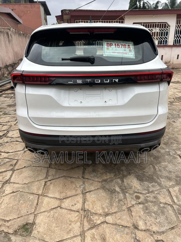 Jetour X70 Plus 1.6 7-Seater FWD 2021 White