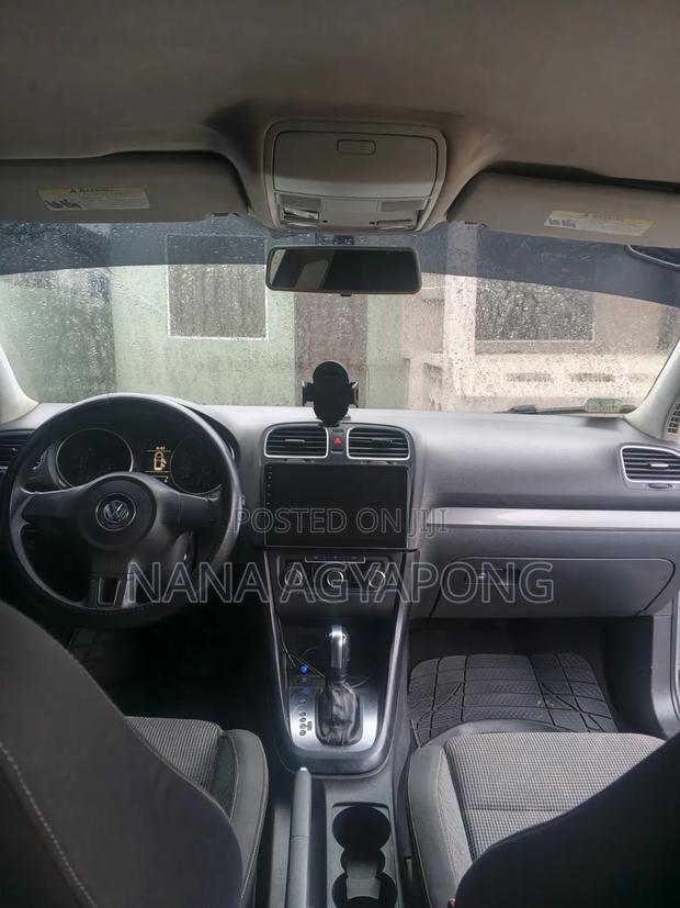 Volkswagen Golf 2.5 5 Door Automatic 2012 Silver