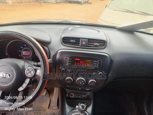Kia Soul 2016 Gold