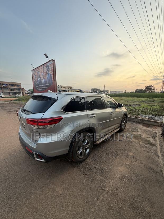 Toyota Highlander 2017 Gray