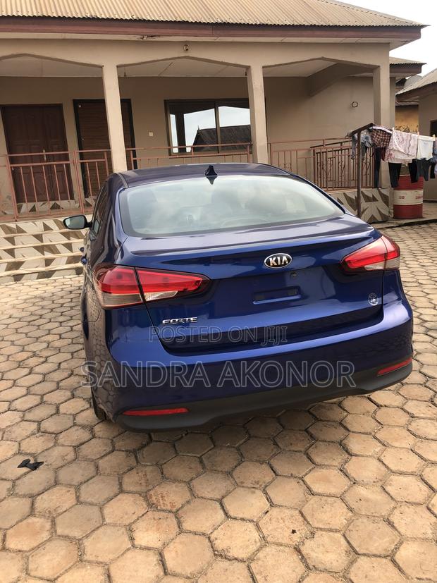 Kia Forte S Sedan 2017 Blue