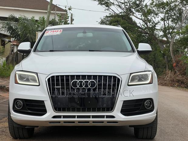 Audi Q5 2.0T Premium Plus quattro 4dr SUV AWD (2.0L 4cyl Turbo 8A) 2015