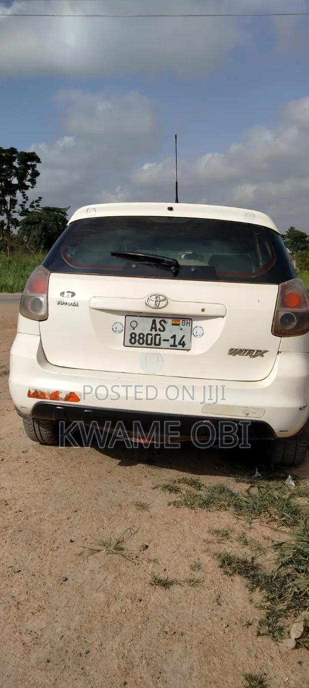 Toyota Matrix 2005 White