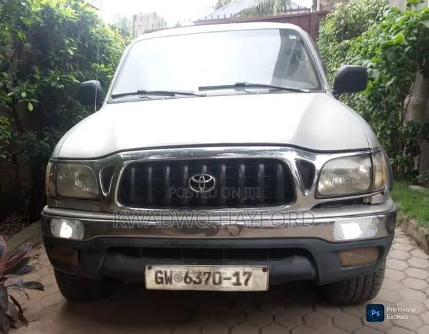 Toyota Tacoma 2005 Silver