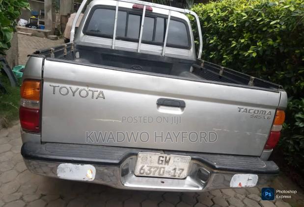 Toyota Tacoma 2005 Silver