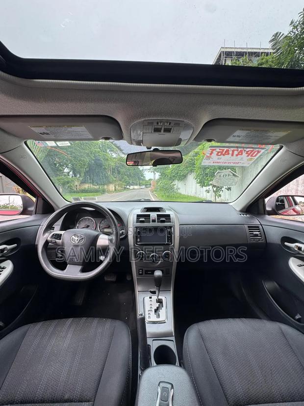 Toyota Corolla 2014 Red