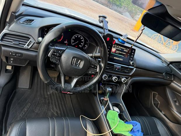 Honda Accord 2019 White