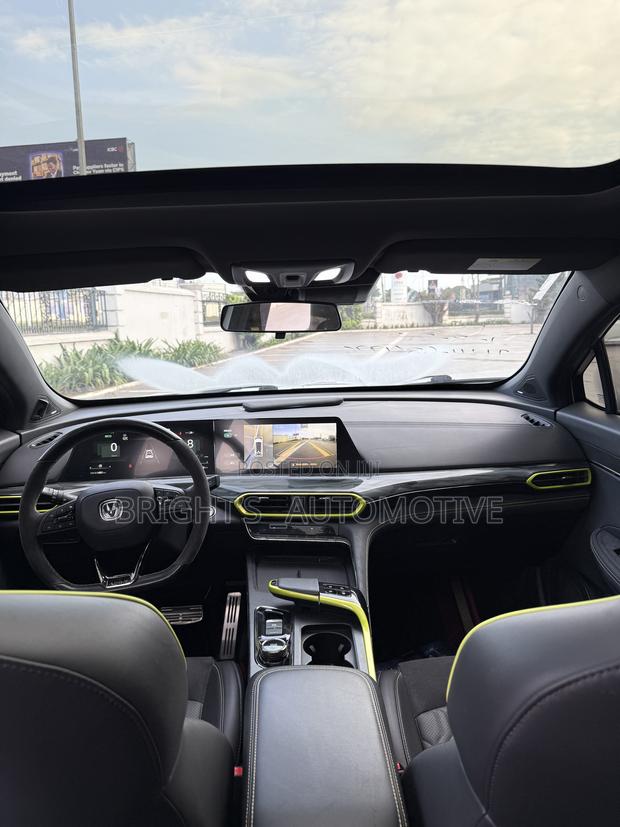 Changan UNI-T 1.5 FWD 2023 Blue