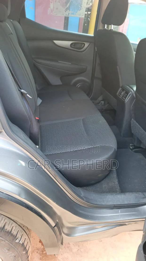 Nissan Rogue S AWD 2019 Gray