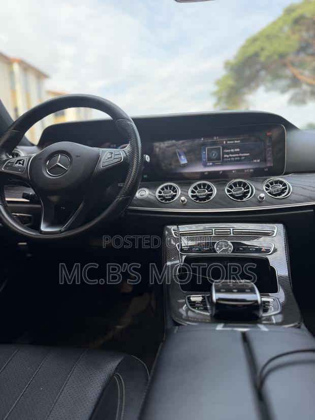 Mercedes-Benz E300 2018 White