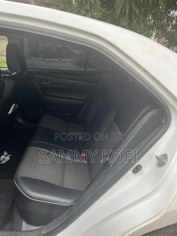 Toyota Corolla 2015 White