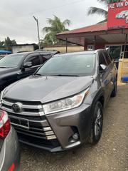 Toyota Highlander XLE 4x4 V6 (3.5L 6cyl 8A) 2018 Gray for sale