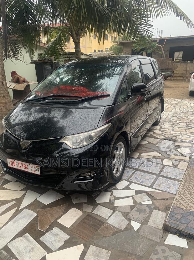 Toyota Estima 2012 Black