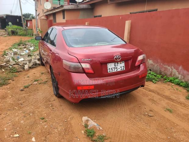 Toyota Camry 2005 Red