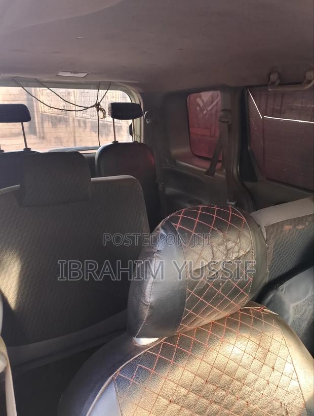 Toyota Sienta 2008 Green