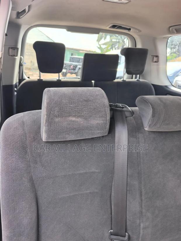 Toyota Voxy 2012 Black