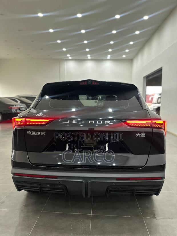 Jetour Dashing 2023 Black