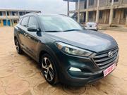 Hyundai Tucson Limited AWD 2016 Gray for sale