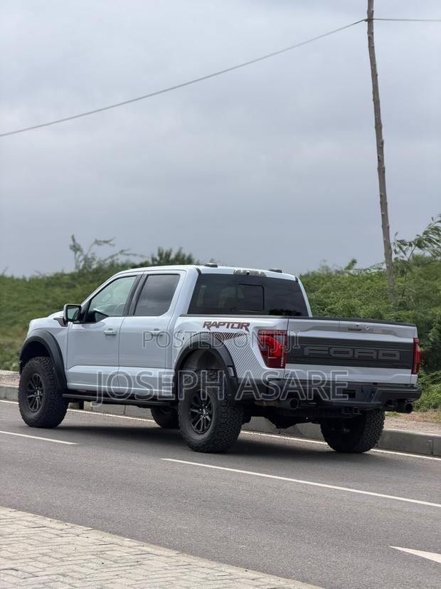 Ford F-150 Raptor 4WD SuperCrew 5.5' Box 2025