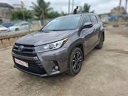 Toyota Highlander 2018 Gray for sale