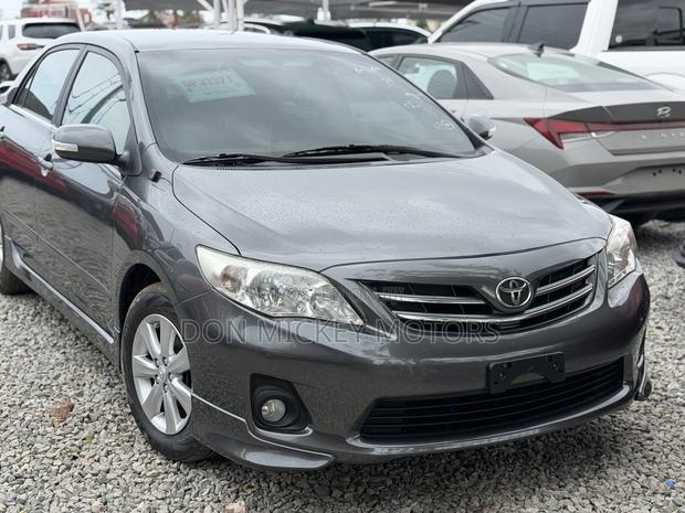 Toyota Corolla S 4dr Sedan (1.8L 4cyl 4A) 2012 Gray