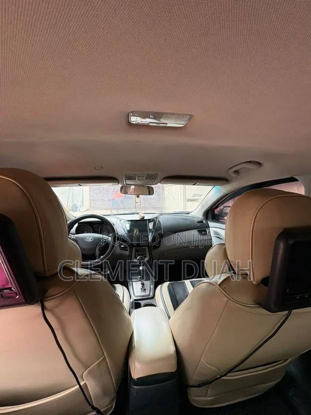 Hyundai Elantra 2013 Burgundy