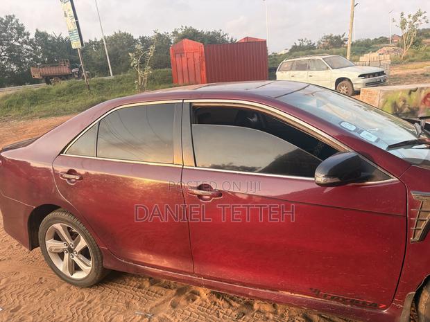 Toyota Camry SE 4dr Sedan (2.5L 4cyl 6A) 2017 Brown