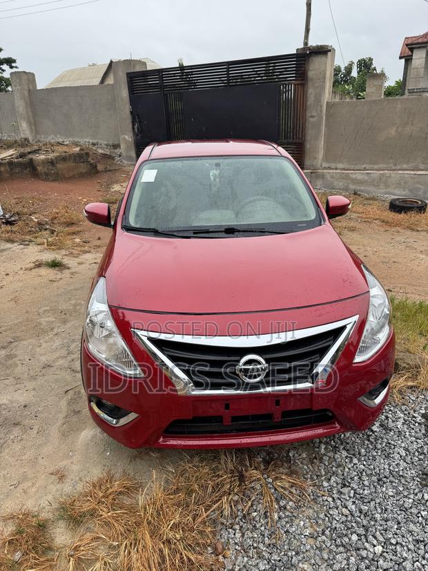 Nissan Almera 2016 Red