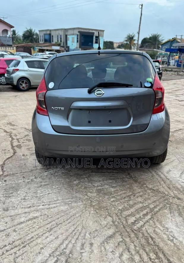 Nissan Note 2013 Silver