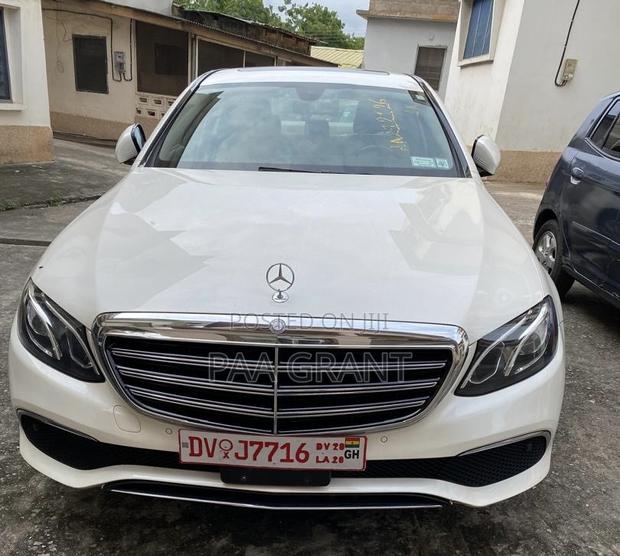 Mercedes-Benz E300 4Matic AWD Sedan (2.0L 4cyl 9A) 2017 White